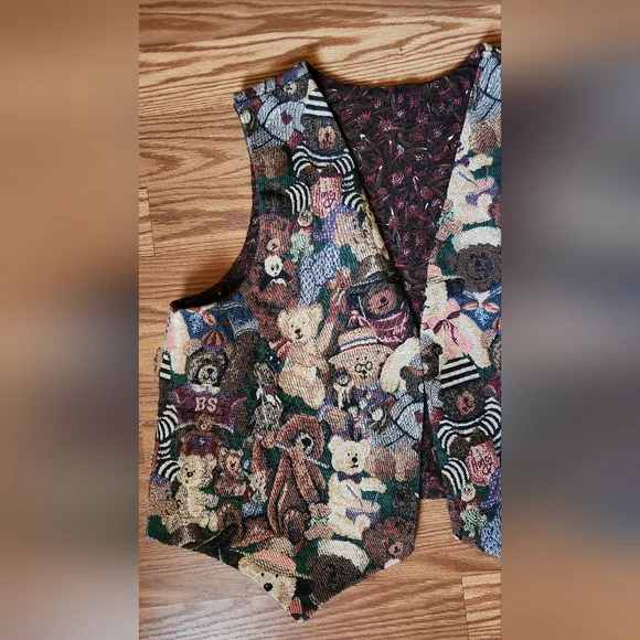 Vintage Teddy Bear Tapestry Vest - Picture 6 of 7